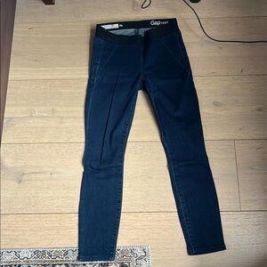Gap elastic waist skinny jean size 25P